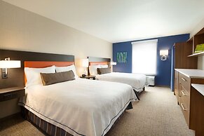Home2 Suites by Hilton Glendale - Westgate