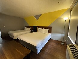 Sunnyside Inn & Suites