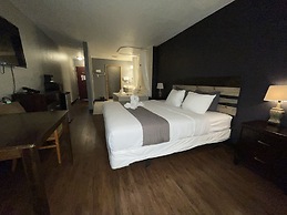 Sunnyside Inn & Suites