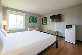 Sunnyside Inn & Suites