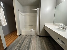 Sunnyside Inn & Suites