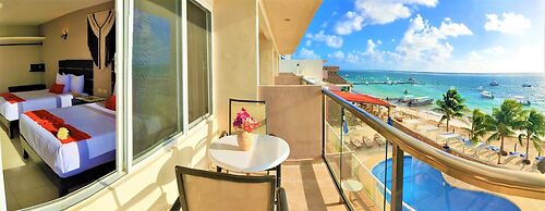 Hacienda Morelos Beach Front Hotel