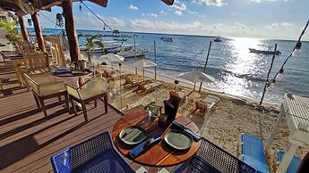 Hacienda Morelos Beach Front Hotel