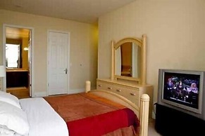 Luxury Penthouse Suite