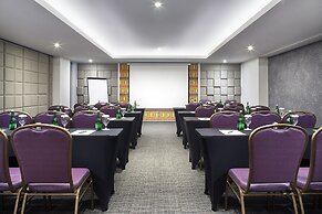 Jambuluwuk Oceano Seminyak Hotel