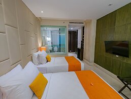Jambuluwuk Oceano Seminyak Hotel