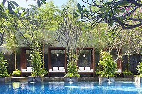 Jambuluwuk Oceano Seminyak Hotel