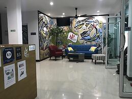 Bedbox Guesthouse & Hostel