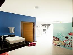 Bedbox Guesthouse & Hostel