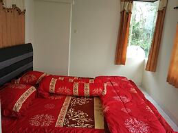 Villa Tamie Bumi Ciherang