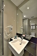 The 1O1 Palembang Rajawali