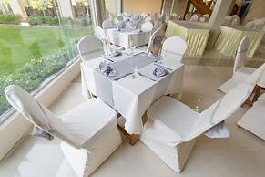 Hotel Sincere Smile Yangon