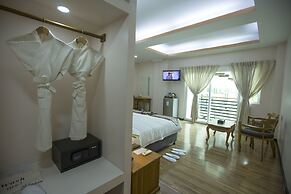 Hotel Sincere Smile Yangon
