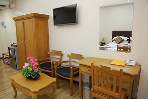 Hotel Sincere Smile Yangon