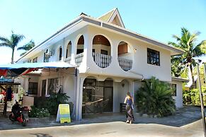Bluewater Lodge - Hostel
