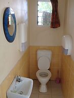 Bluewater Lodge - Hostel