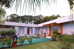 The Floral Breeze Wun Zin Hotel