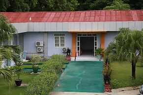 The Floral Breeze Wun Zin Hotel