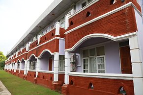 The Floral Breeze Wun Zin Hotel