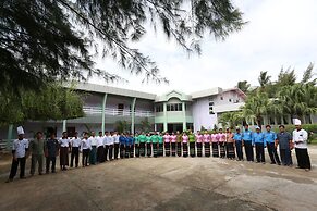 The Floral Breeze Wun Zin Hotel