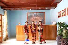 The Floral Breeze Hotel Mt.Victoria