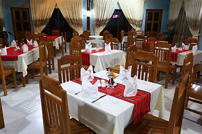 The Floral Breeze Hotel Mt.Victoria