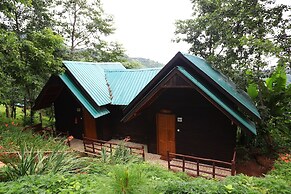 The Floral Breeze Hotel Mt.Victoria