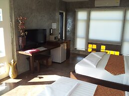 Silver Sands Beach Resort