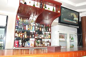 Nemax Royal Hotel