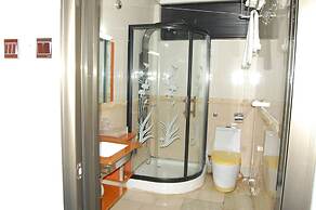 Nemax Royal Hotel