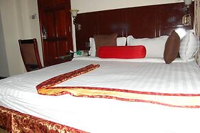 Nemax Royal Hotel