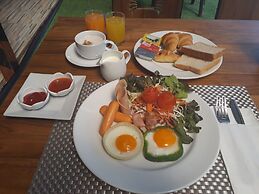 Maneetel Krabi Beachfront