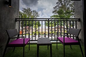 Maneetel Krabi Beachfront