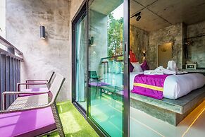 Maneetel Krabi Beachfront