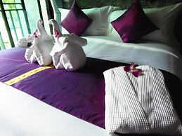 Maneetel Krabi Beachfront