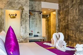 Maneetel Krabi Beachfront