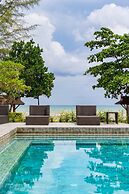 Maneetel Krabi Beachfront