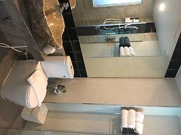 Maneetel Krabi Beachfront