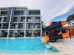 Maneetel Krabi Beachfront