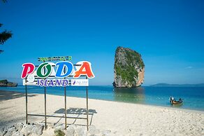 Maneetel Krabi Beachfront