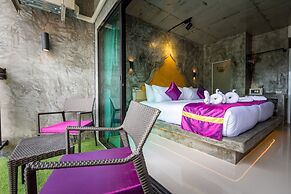 Maneetel Krabi Beachfront