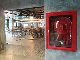 Maneetel Krabi Beachfront