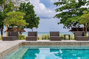 Maneetel Krabi Beachfront