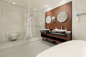 Dukley Hotel & Resort