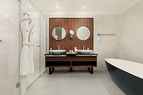 Dukley Hotel & Resort