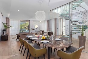 Dukley Hotel & Resort