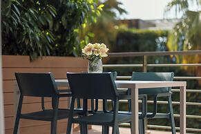 Dukley Hotel & Resort