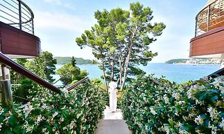 Dukley Hotel & Resort