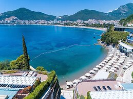 Dukley Hotel & Resort