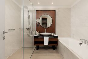 Dukley Hotel & Resort